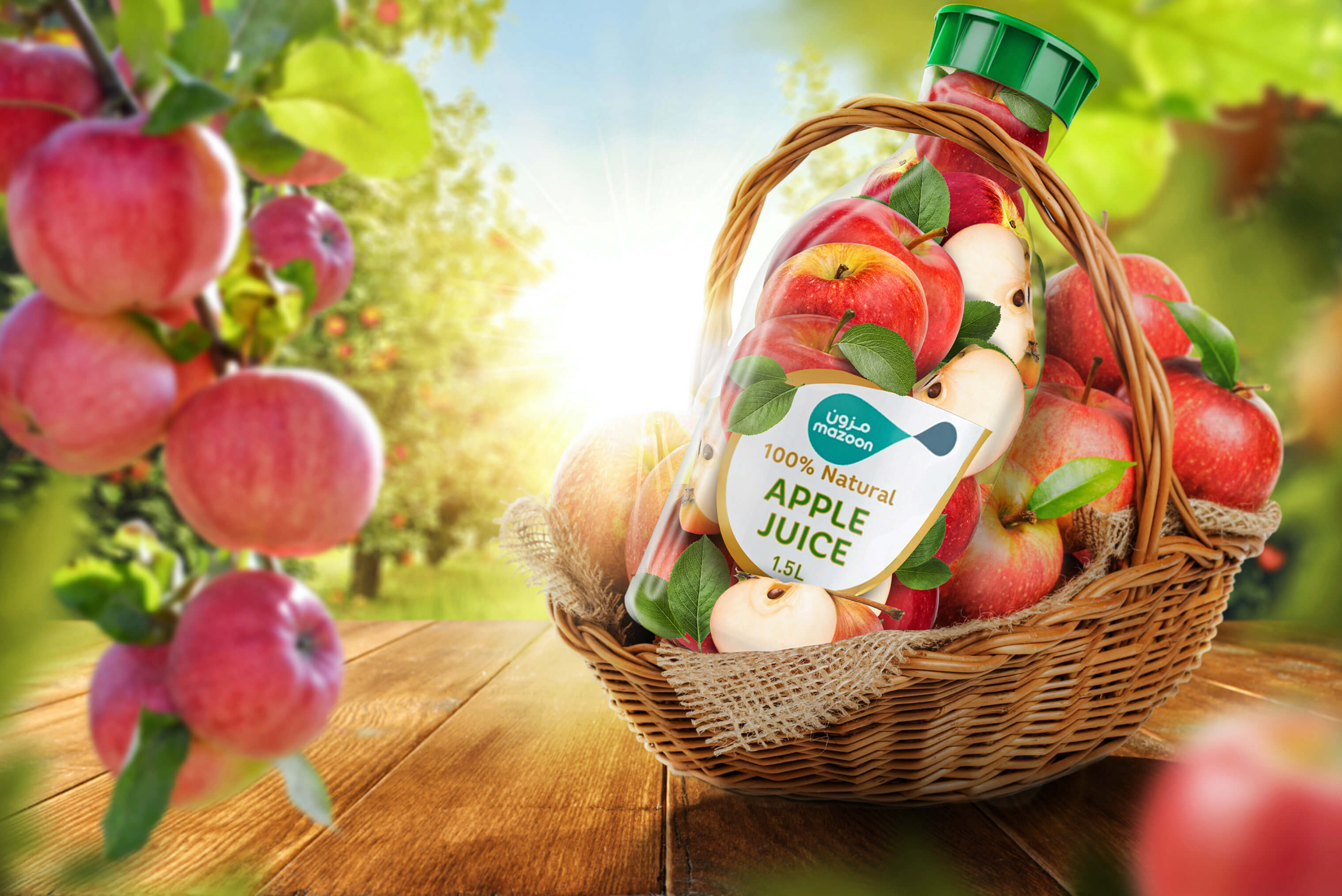 Key Visual Retouching Natural Fruit Juice